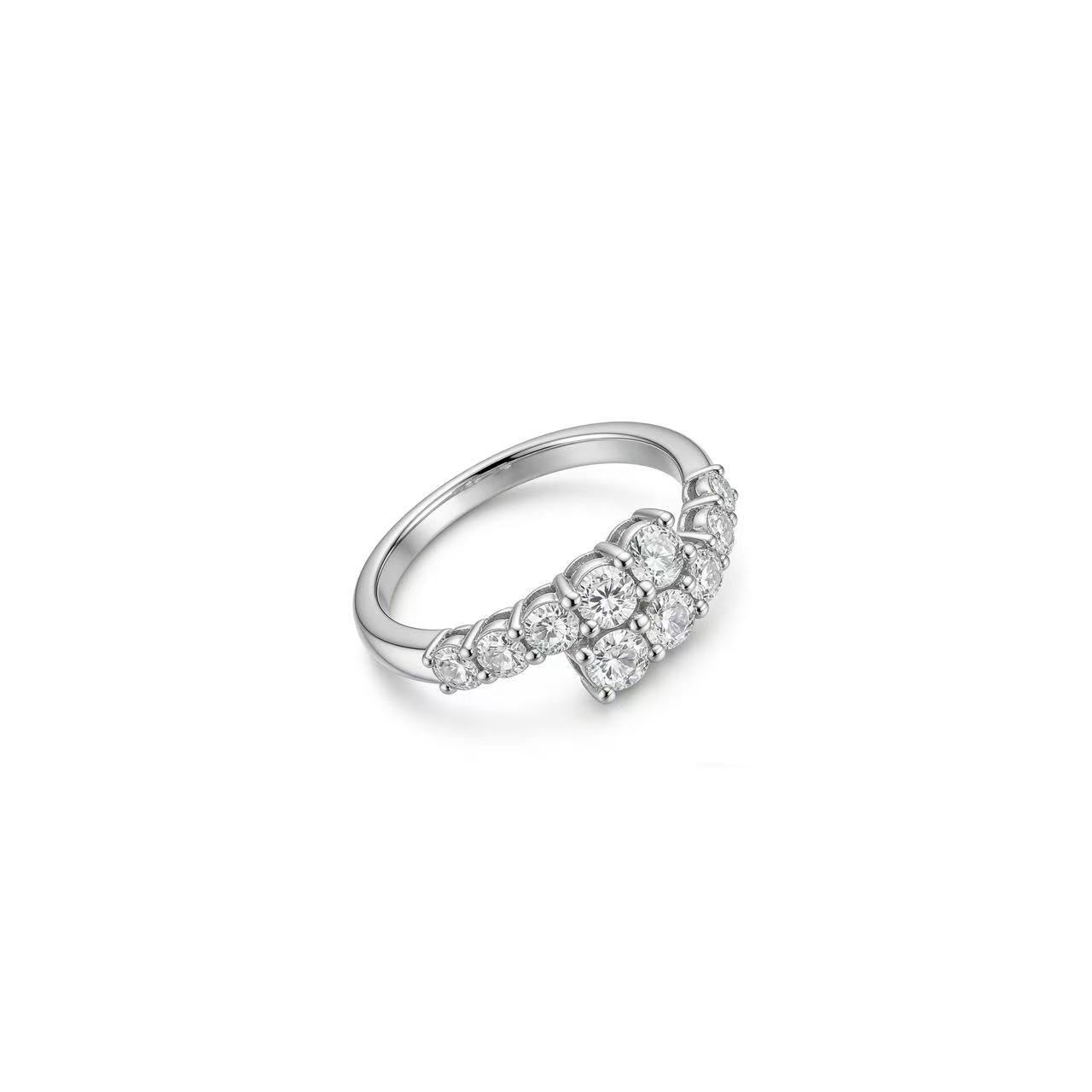 Aurora Twist Ring